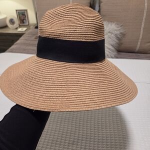 Nordstrom Tan Brim Hat with Black Band